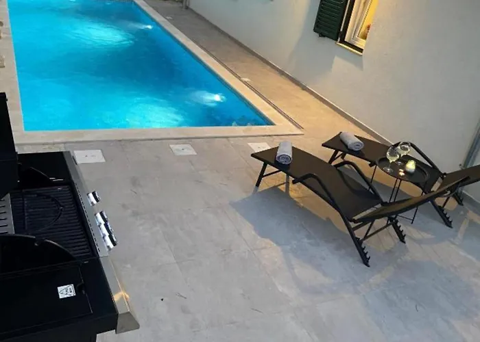 Stone House Kostela *