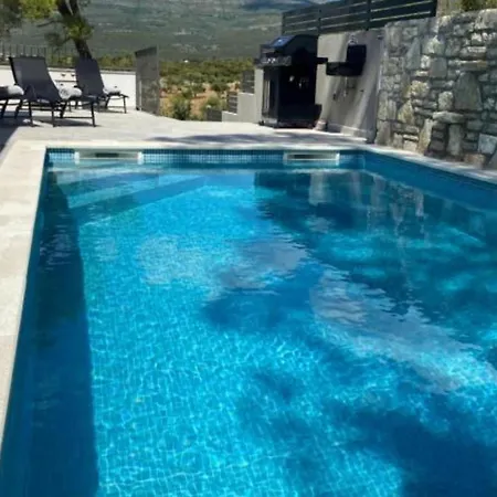 Stone House Kostela Holiday home *