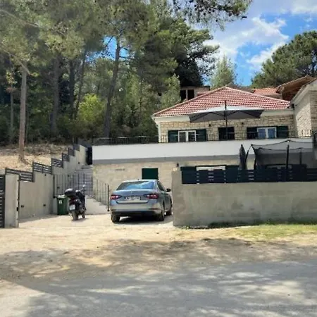 Holiday home Stone House Kostela Donji Karin